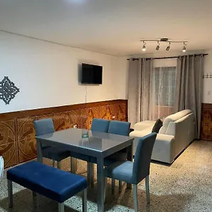 Casa Al Frente Del Pueblito Paisa Habitación en casa particular